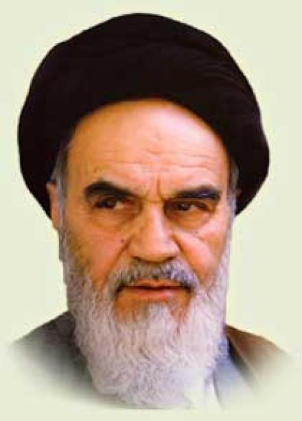 امام خمینی (ره): در جواني خودتان را اصلاح كنيد